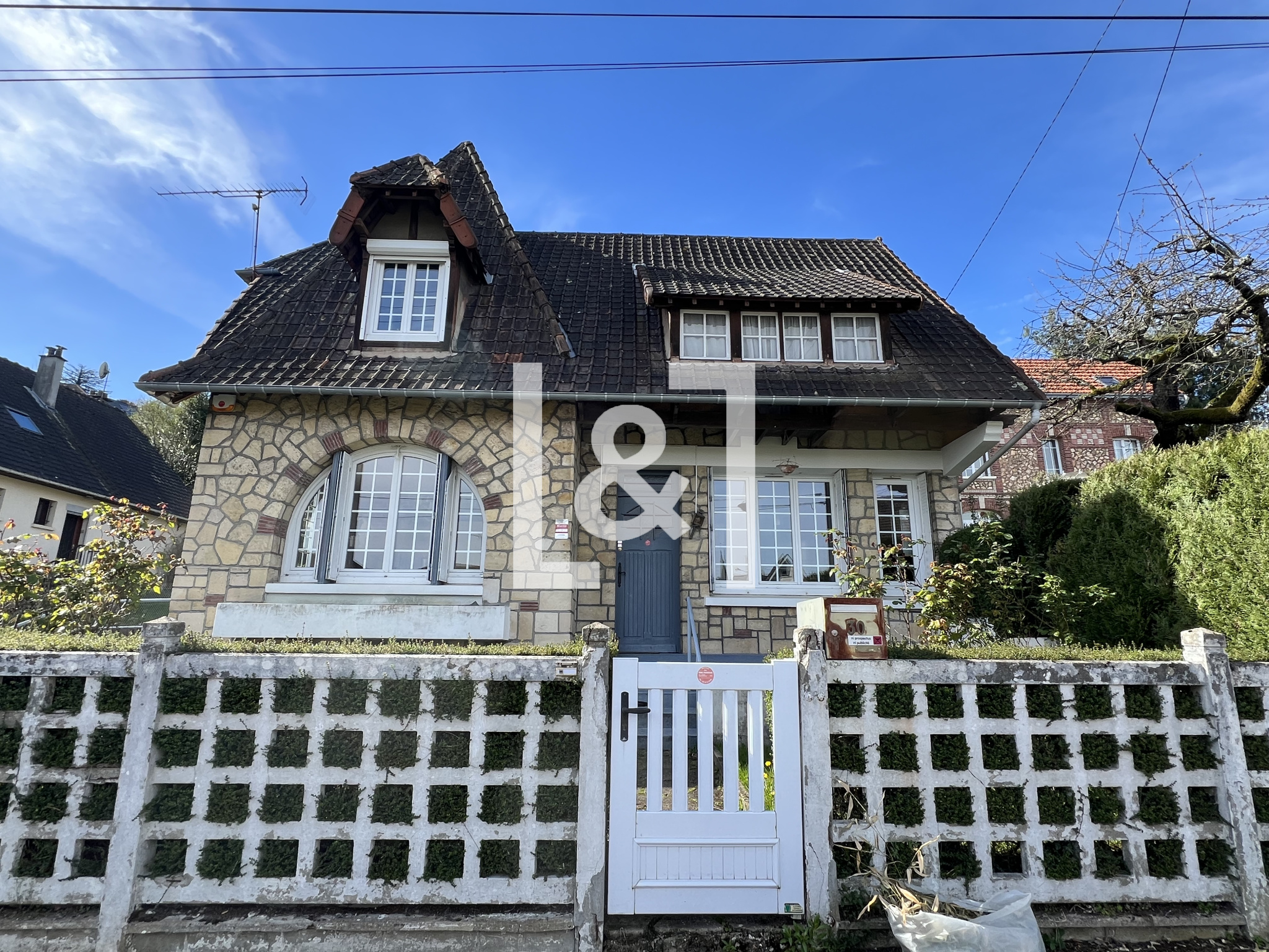 Vente A MONT SAINT AIGNAN 76130, maison 3 chambres quartier Saint André